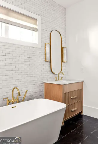 $1,575,000 | 11798 Serenbe Road, Chattahoochee Hills, GA 30268