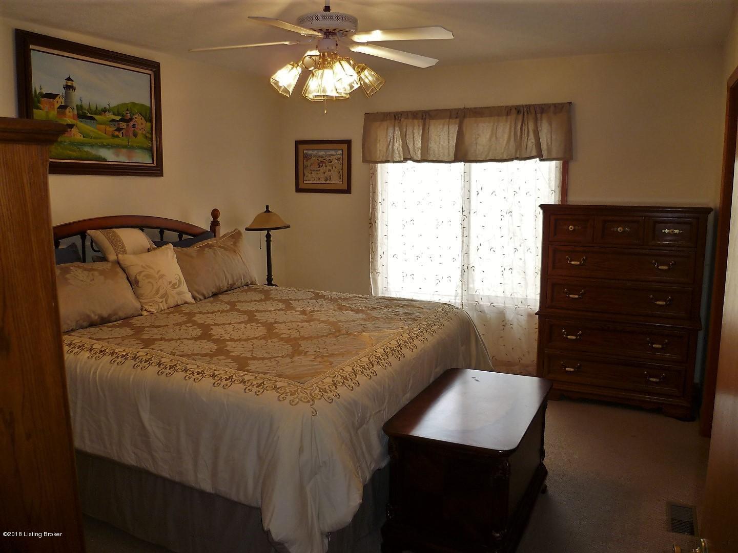 427 Hampton Road Brandenburg, KY 40108 - Photo 17 of 35 P1100278