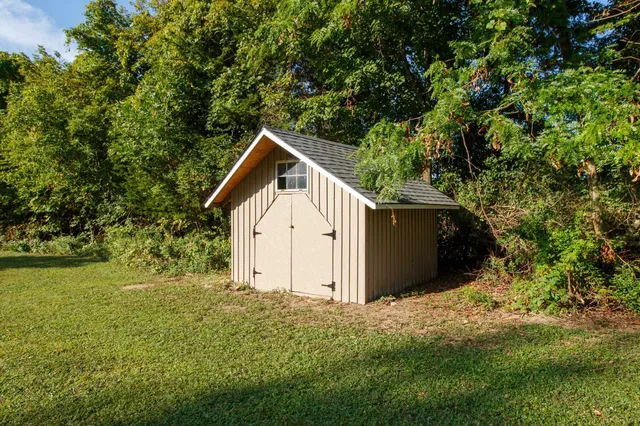 $399,000 | 51 Pearl Street, Grand Isle, VT 05458