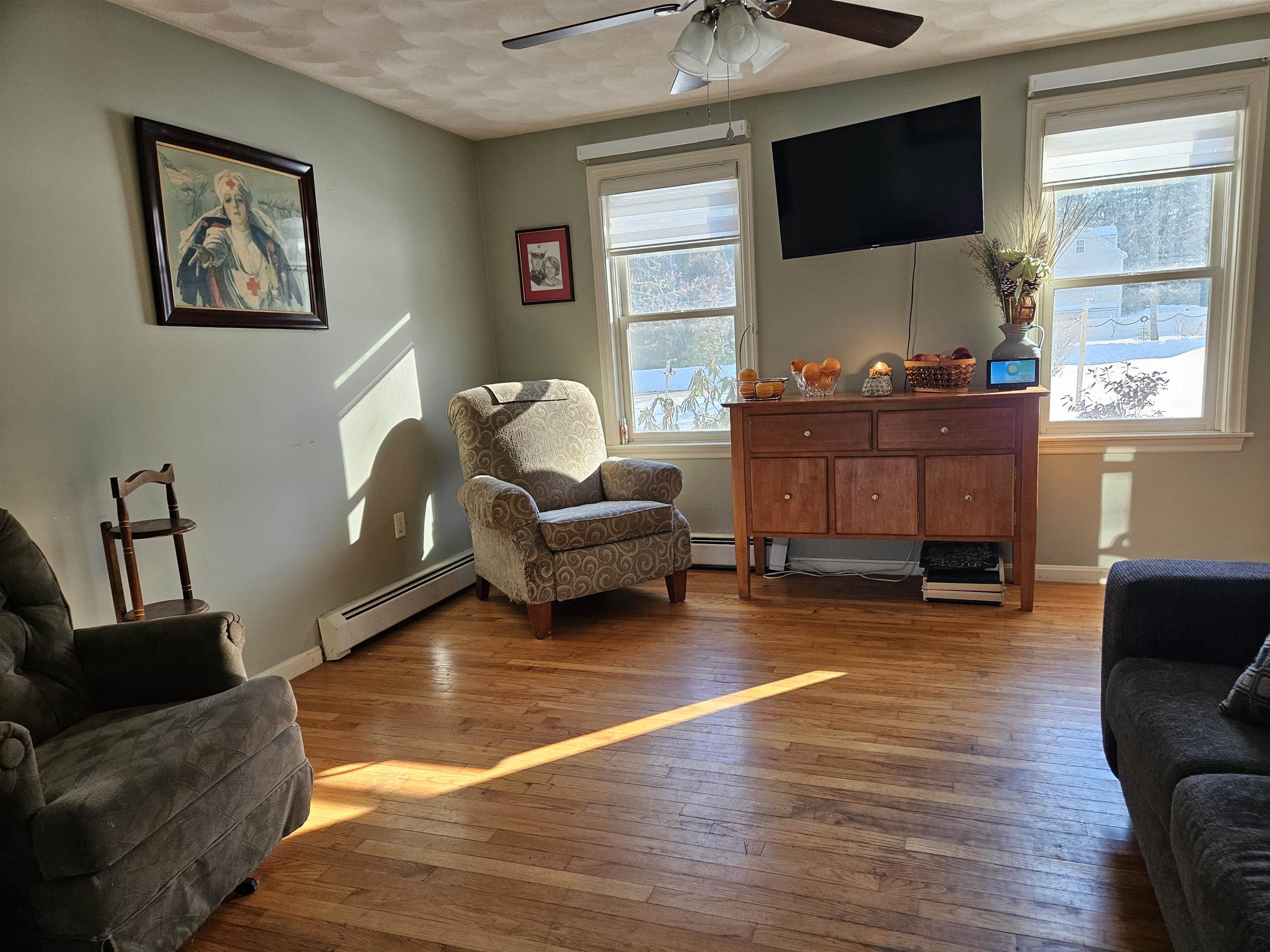 7 Chapman Way Exeter, NH 03833 - Photo 4 of 38