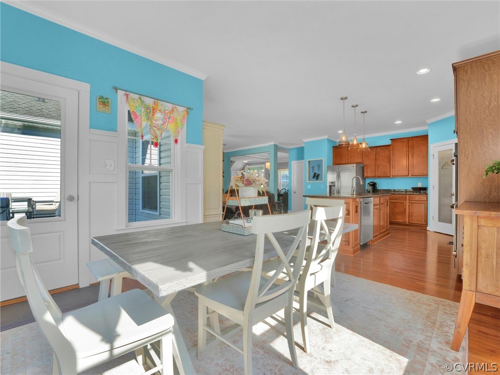 2842 Bayfront Way Midlothian, VA 23112 - Photo 20 of 50 a view of a dining room with furniture