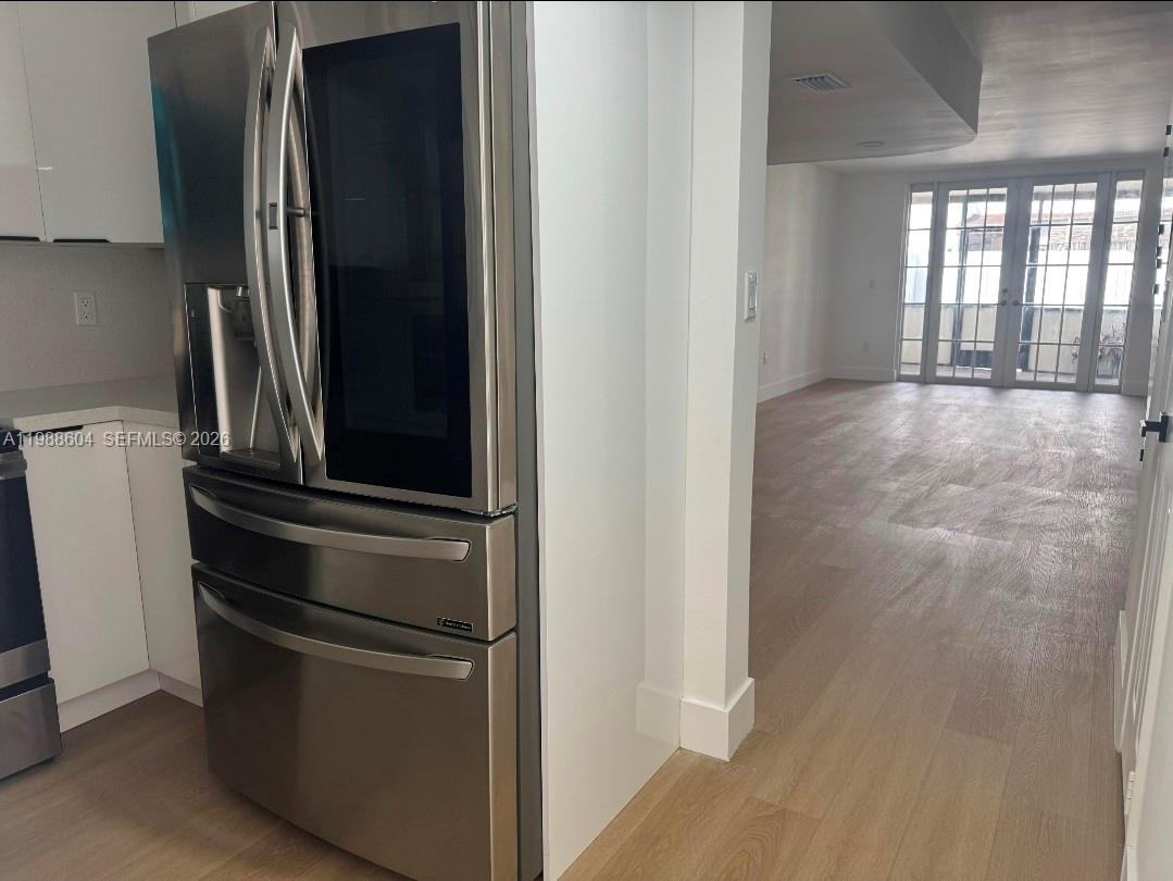 3890 West 8th Way, Unit 40 Hialeah, FL 33012 - Photo 5 of 14