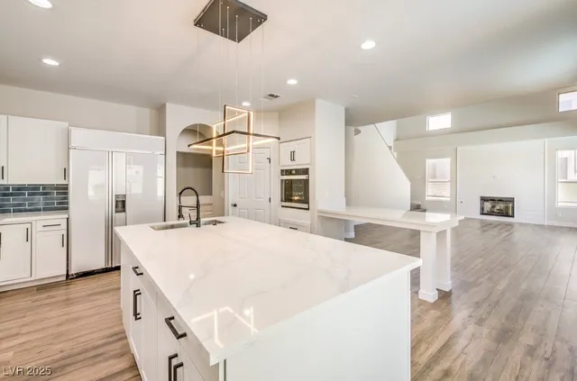 $4,495 | 290 Francisco Street, Henderson, NV 89014