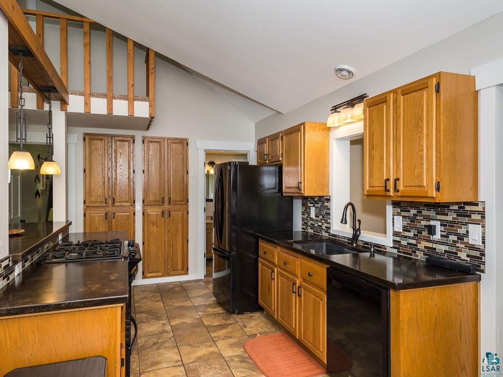 5918 Jean Duluth Road Duluth, MN 55803 - Photo 12 of 34 Cement countertops