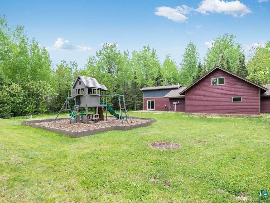 5918 Jean Duluth Road Duluth, MN 55803 - Photo 29 of 34 Large Yard
