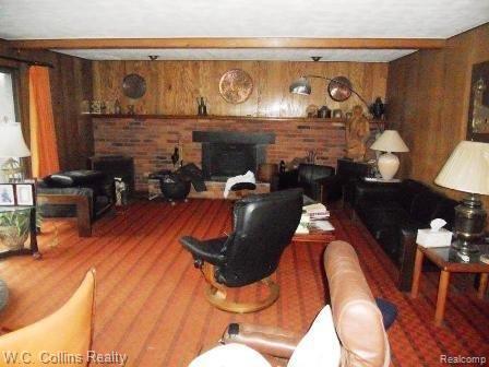 3 Family Room.jpg