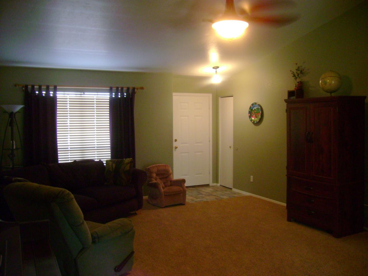 4545 East Frye Road Phoenix, AZ 85048 - Photo 8 of 10 Great Room