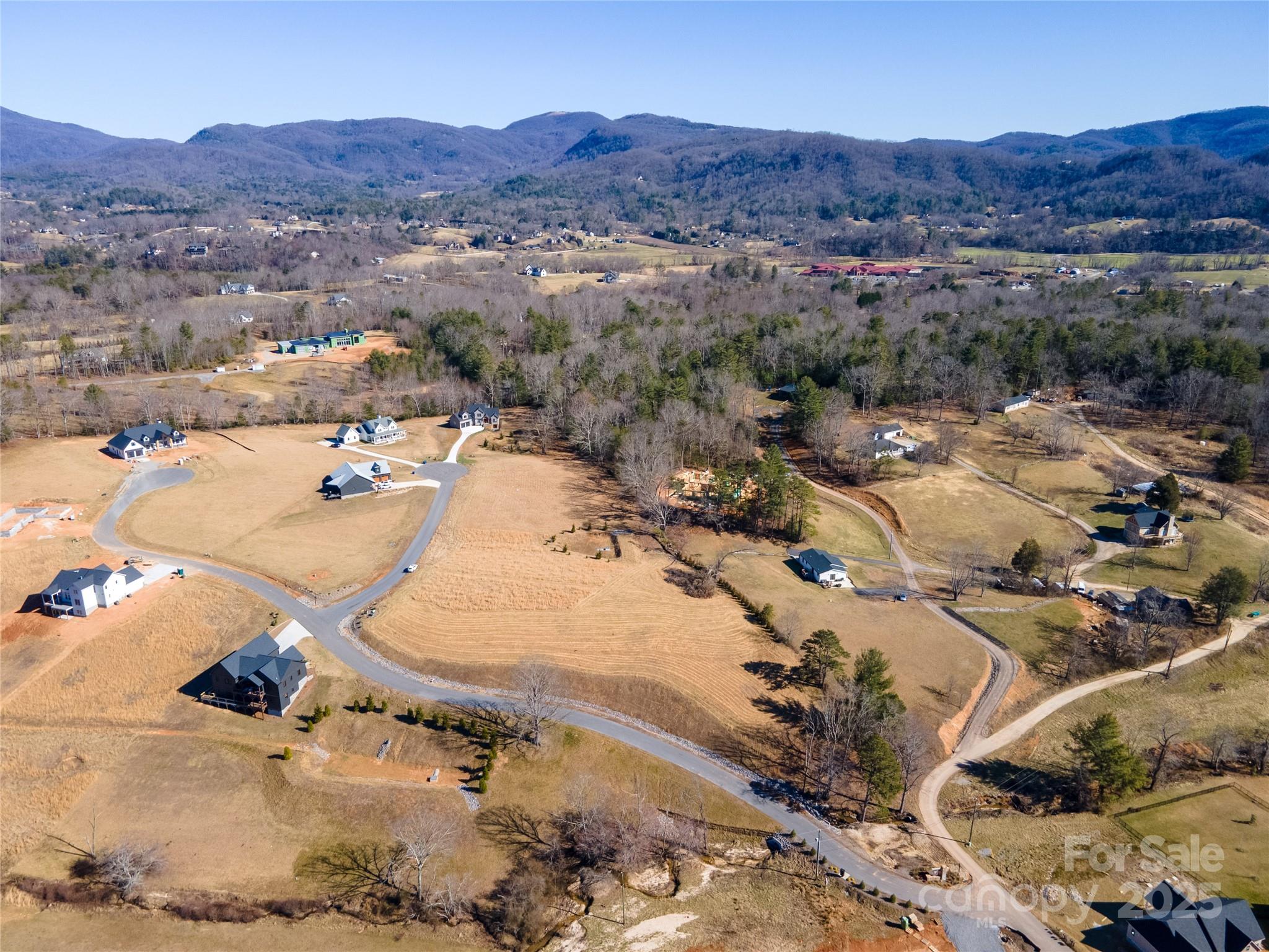 201 Thistle Ridge, Unit 15 Fletcher, NC 28732 - Photo 4 of 20 Gallery Image 4