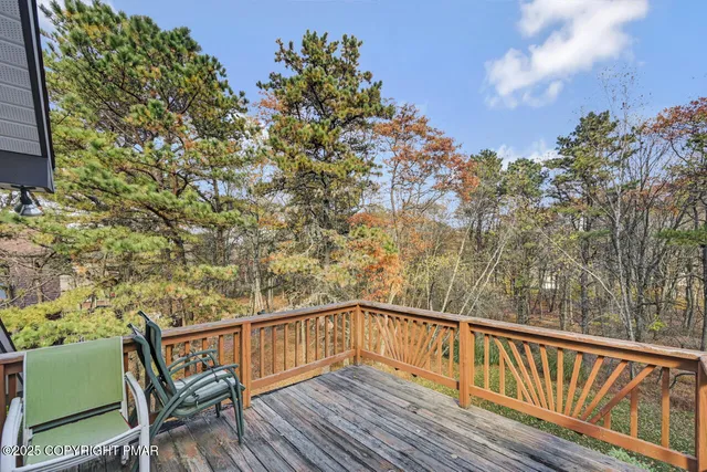 $440,000 | 94 Markham Way, Albrightsville, PA 18210