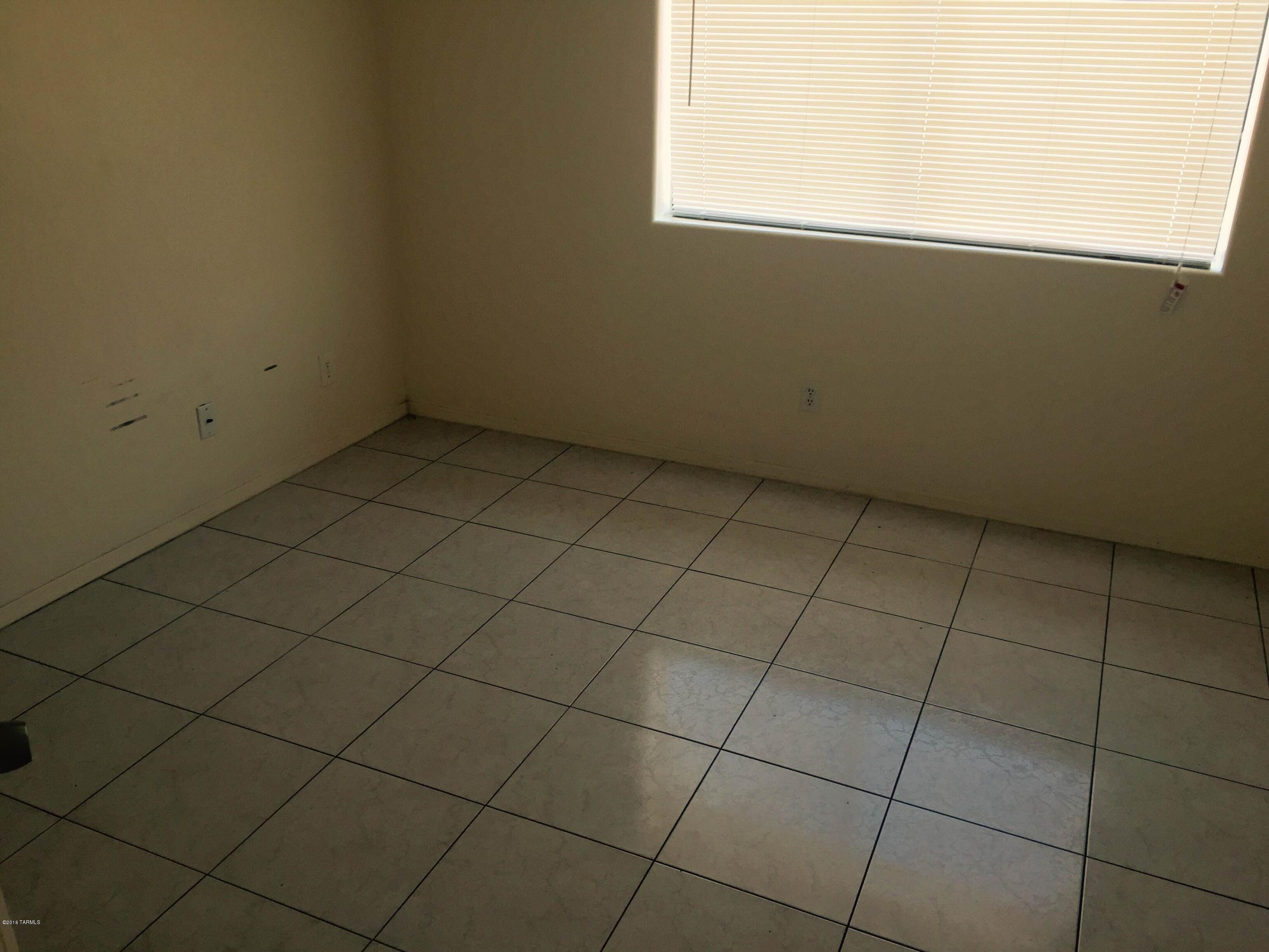 424 Camino Patio Rio Rico, AZ 85648 - Photo 8 of 16