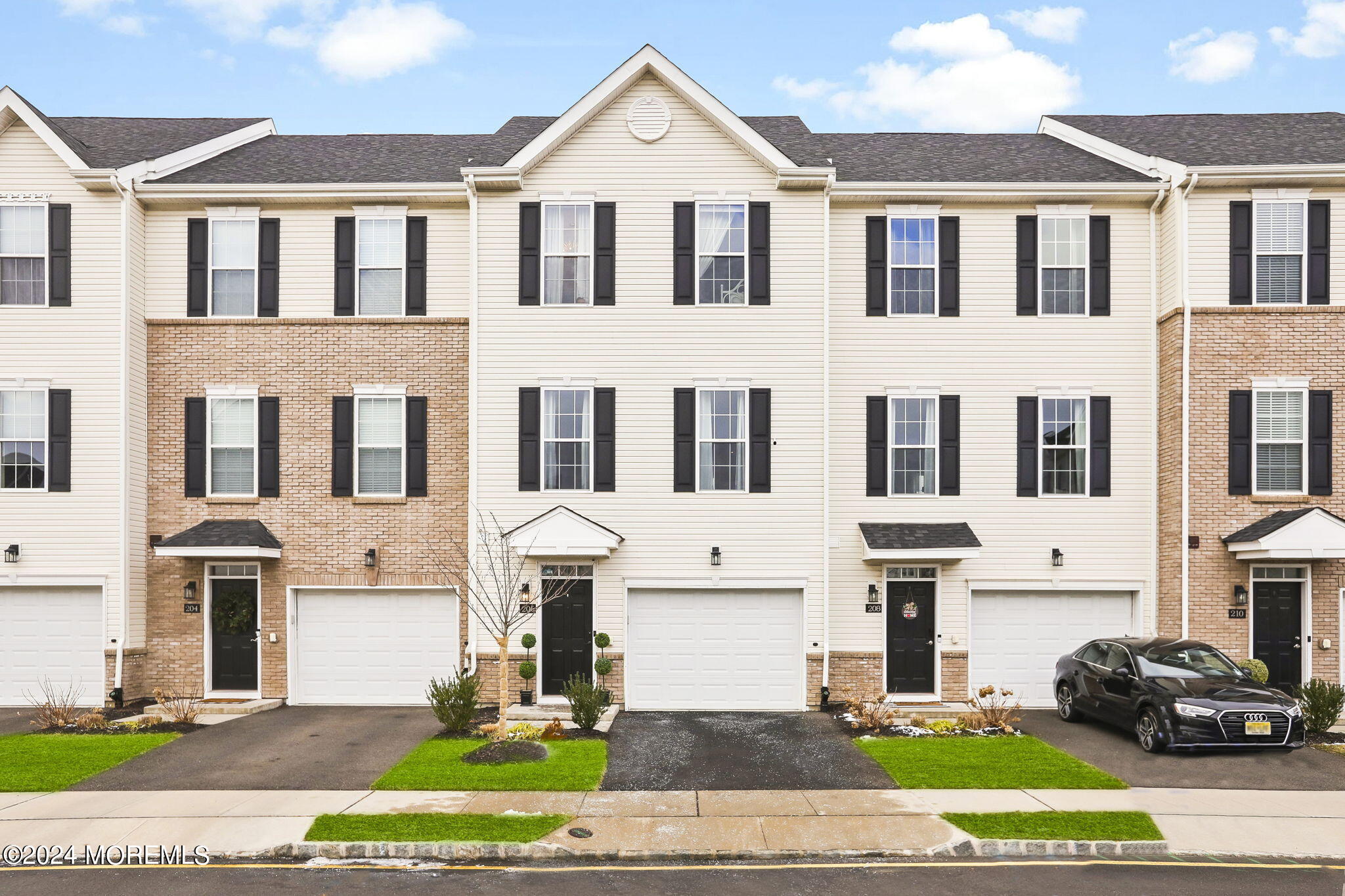 206 Discovery Road Brick, NJ 08723 - Photo 1 of 40 Front