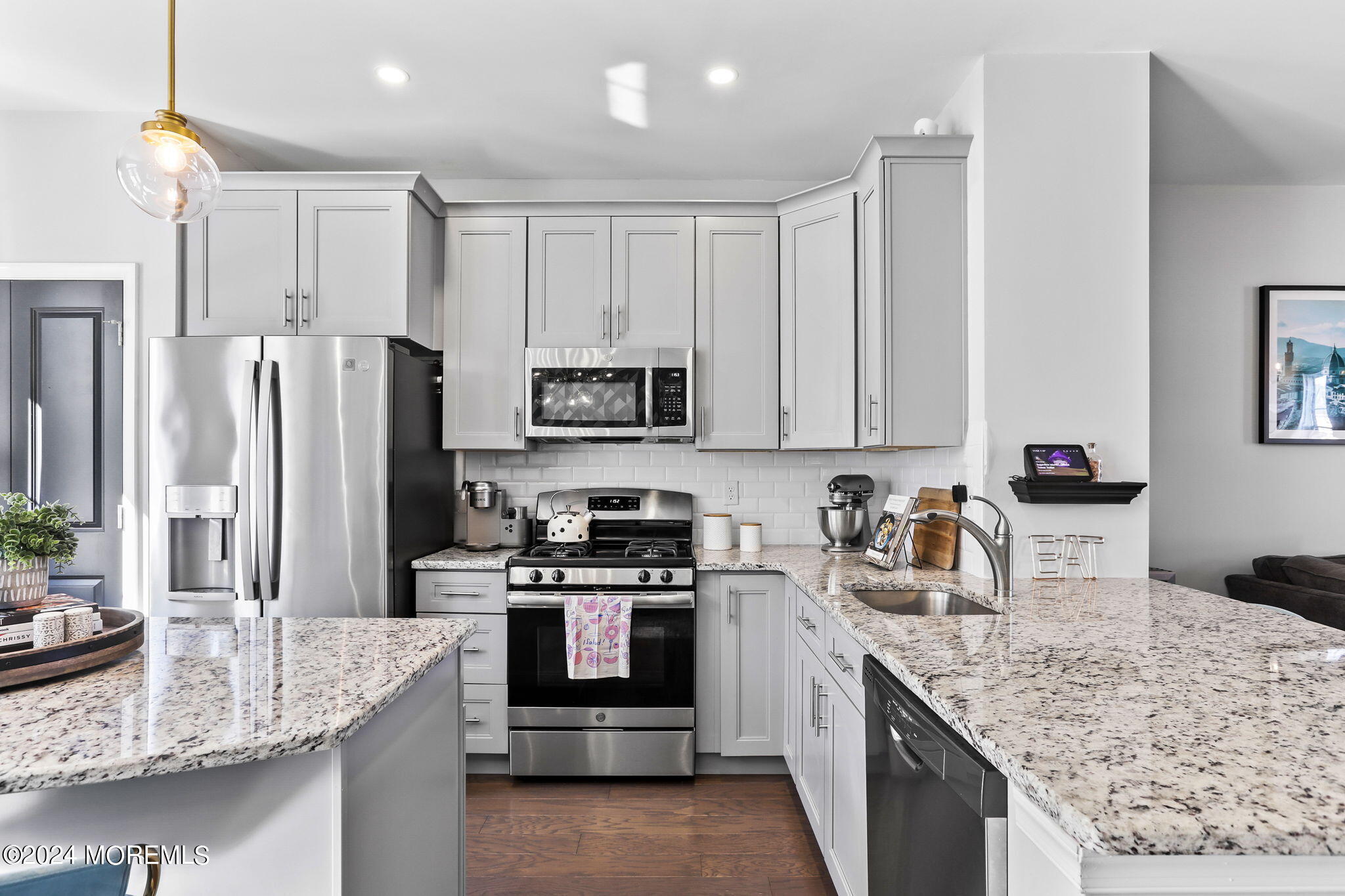 206 Discovery Road Brick, NJ 08723 - Photo 12 of 40 Kitchen