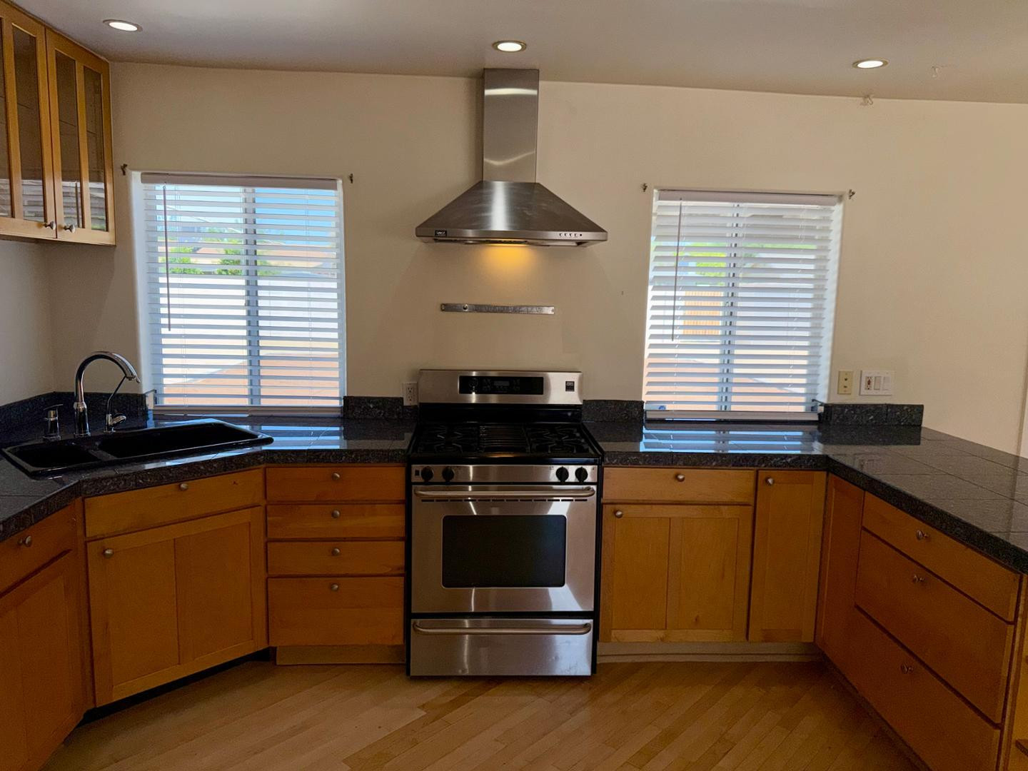 1412 East Colter Street Phoenix, AZ 85014 - Photo 2 of 12 Photo #2