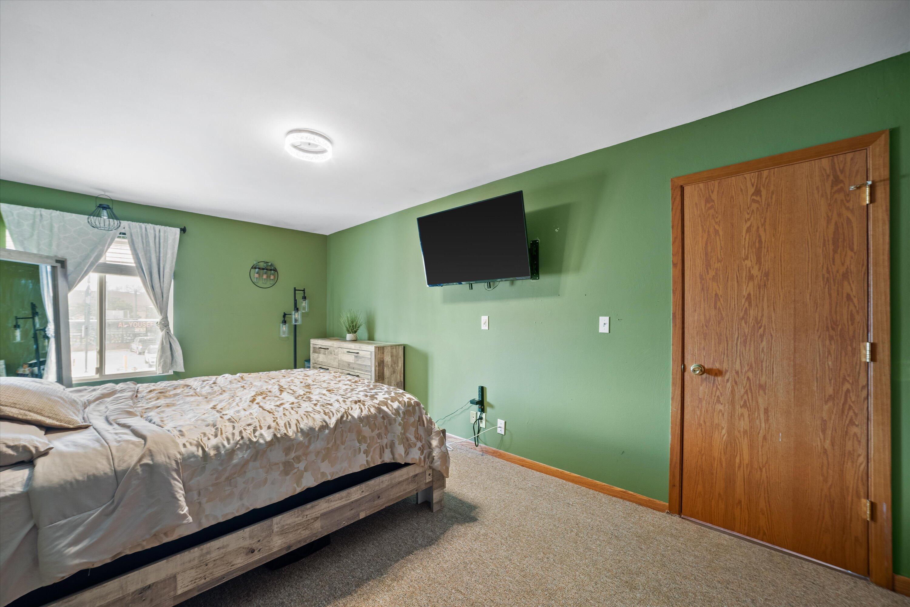 6378 South 20th Street Milwaukee, WI 53221 - Photo 10 of 17 19-P1294257