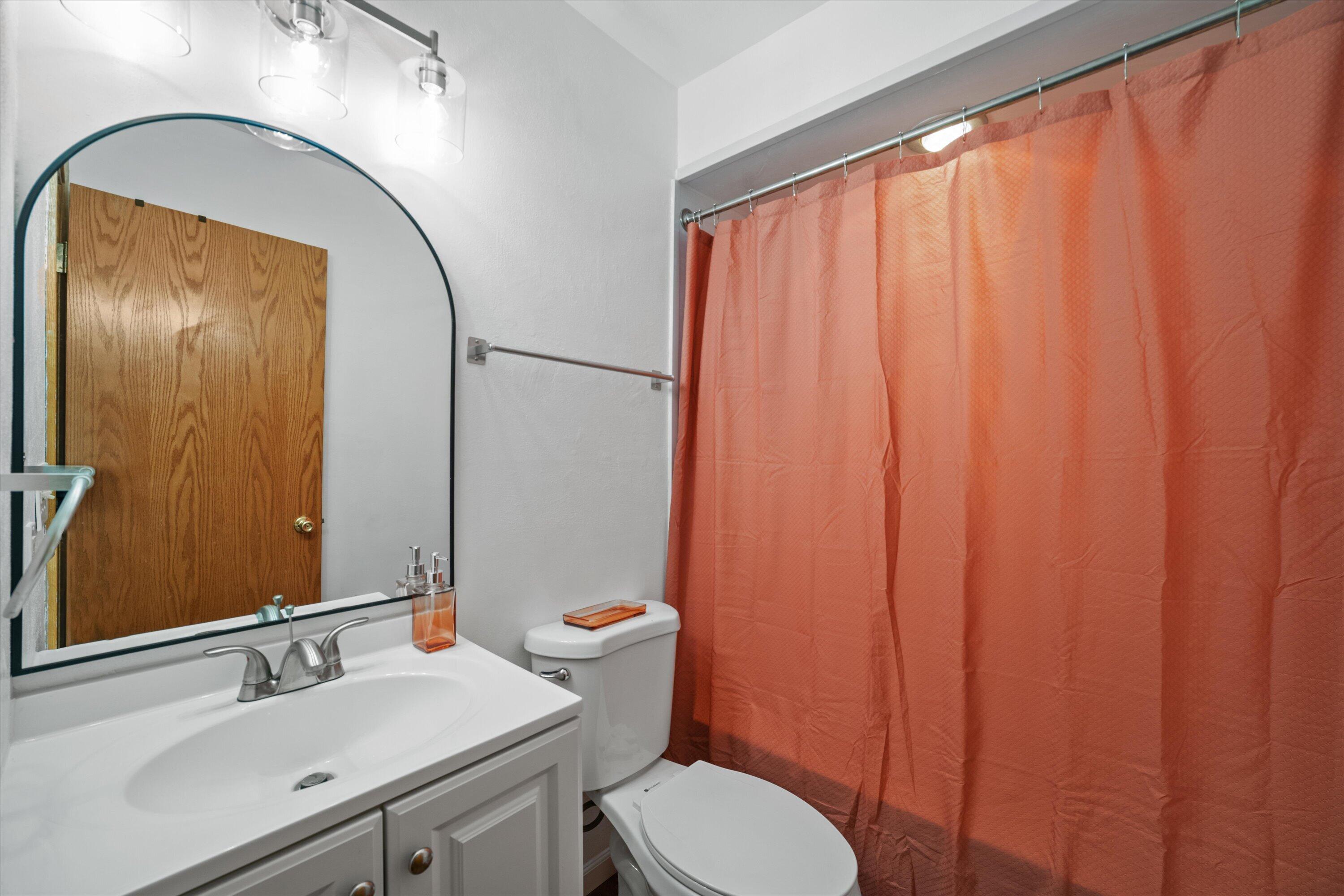 6378 South 20th Street Milwaukee, WI 53221 - Photo 11 of 17 16-P1294215