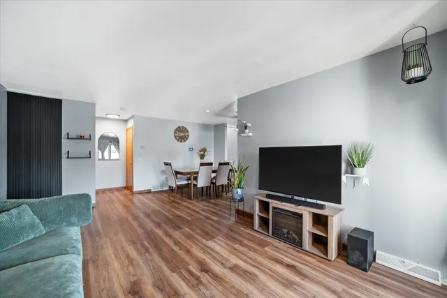 $175,000 | 6378 South 20th Street, Milwaukee, WI 53221