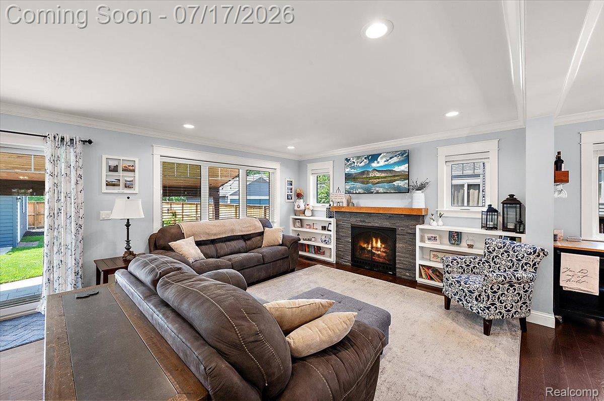1275 Dorothea Road Berkley, MI 48072 - Photo 16 of 69 48-1275 Dorothea Rd-48.jpg