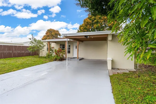 $3,400 | 5655 Northeast 5th Terrace, Oakland Park, FL 33334