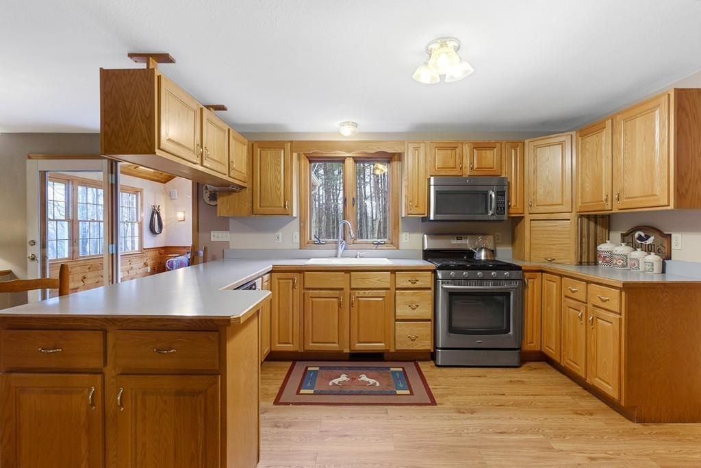 4 Orion Road Pepperell, MA 01463 - Photo 5 of 38 Gallery Image 5