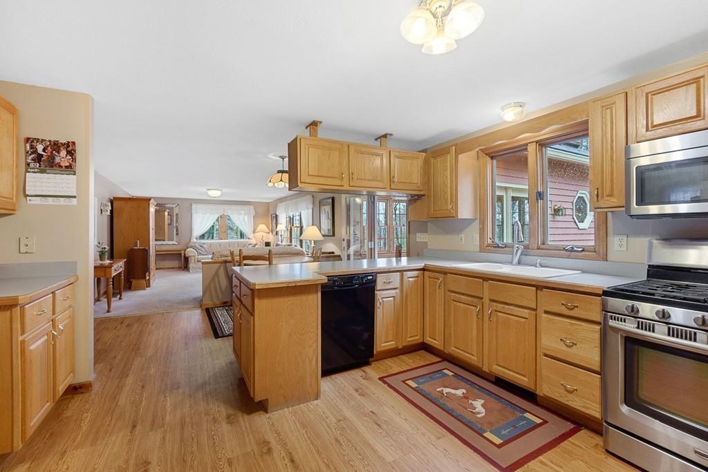 4 Orion Road Pepperell, MA 01463 - Photo 6 of 38 Gallery Image 6