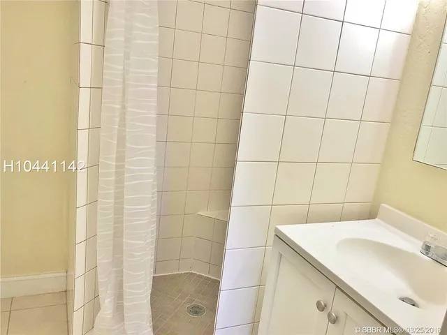 $1,400 | 1521 North 59th Terrace, Unit D, Hollywood, FL 33021