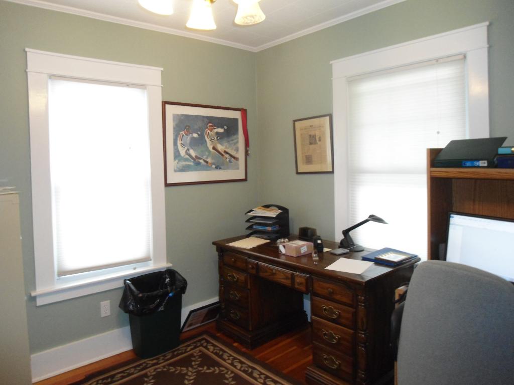 137 Lincoln Avenue Rutland, VT 05701 - Photo 10 of 20