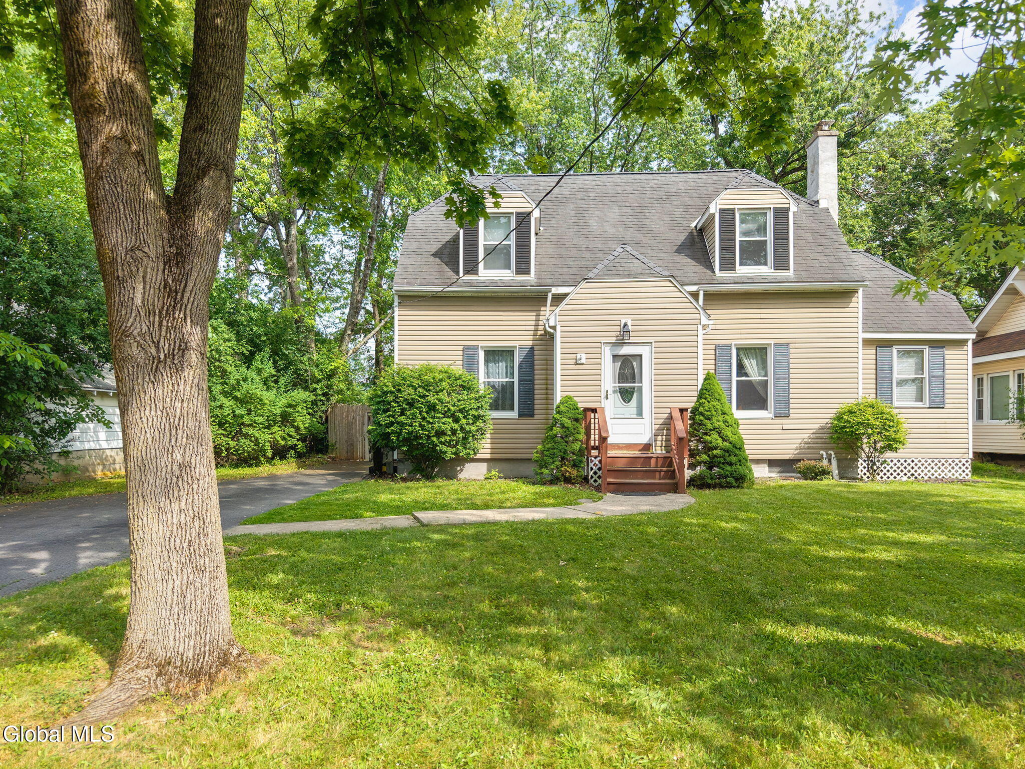 102 Delaware Avenue Rensselaer, NY 12144 - Photo 2 of 56 2