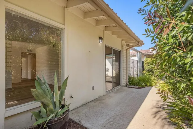 a view of an outdoor space