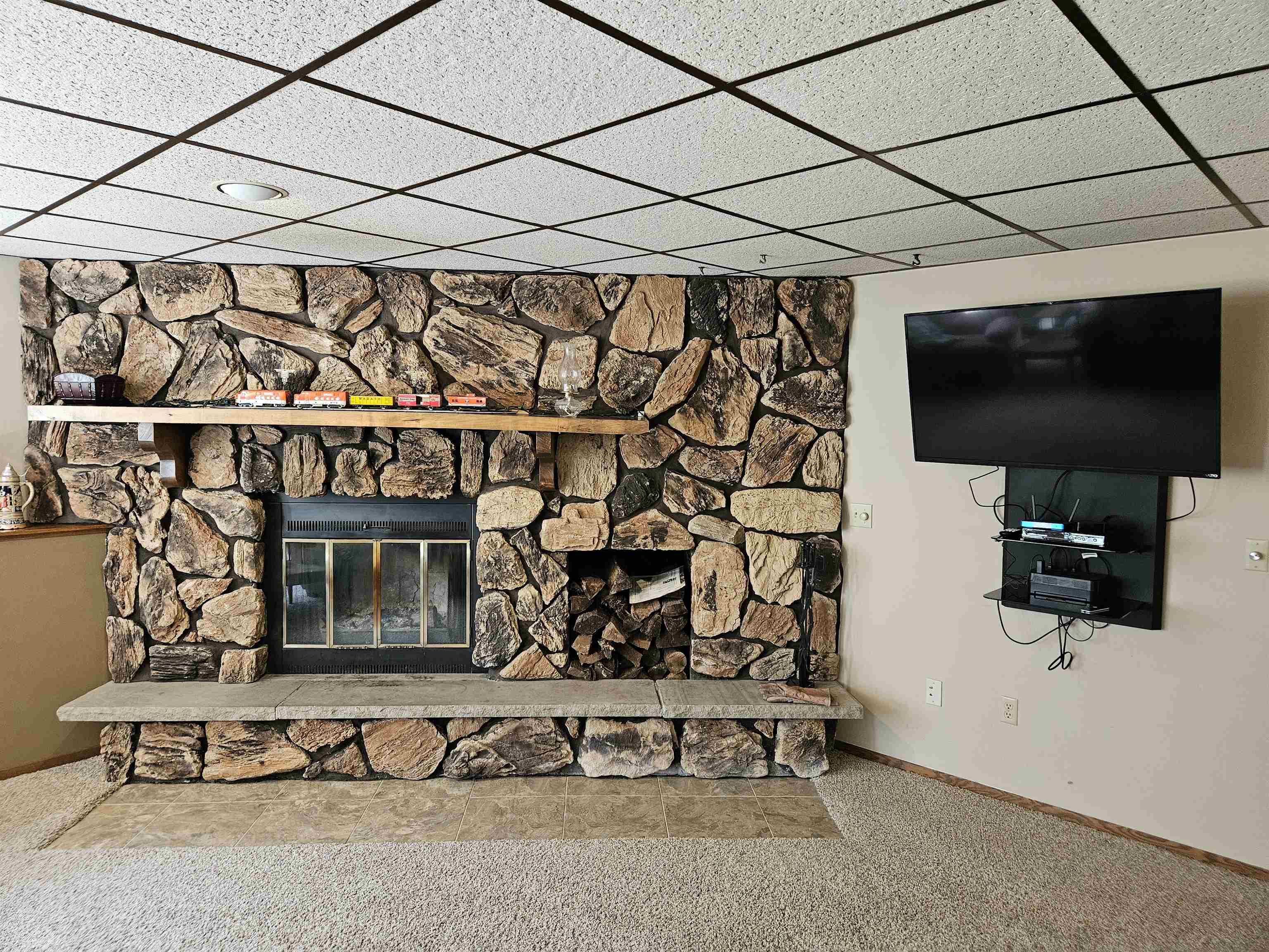 219 James Street Portage, WI 53901 - Photo 2 of 44