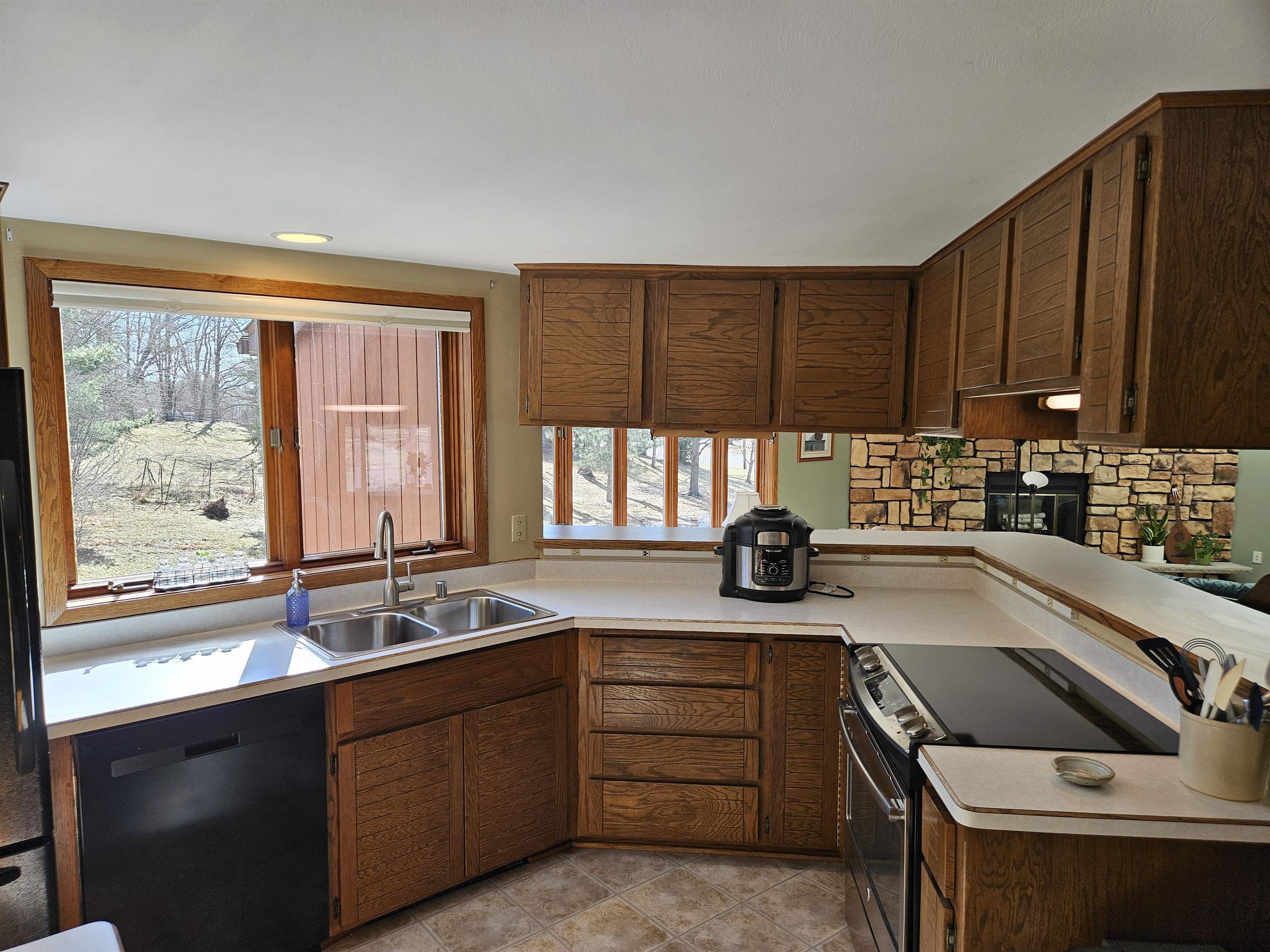 219 James Street Portage, WI 53901 - Photo 40 of 44