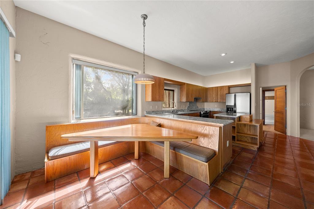 12621 Southeast Sunset Harbor Road Weirsdale, FL 32195 - Photo 12 of 54