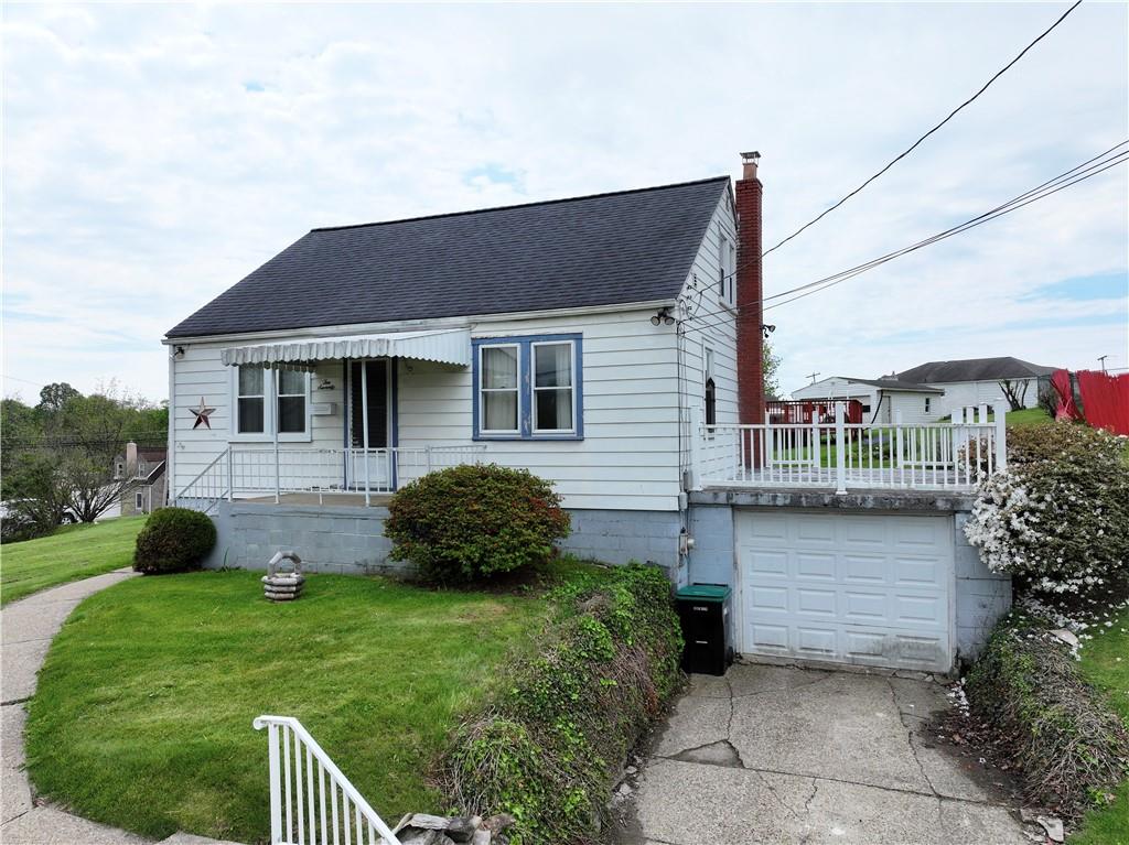 1070 Maple Avenue Washington, PA 15301 - Photo 20 of 28 a house view with a garden space