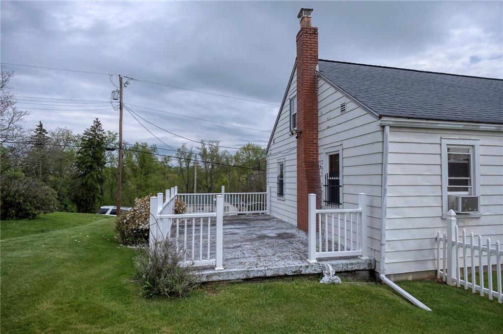 1070 Maple Avenue Washington, PA 15301 - Photo 23 of 28 a view of a house with backyard and garden