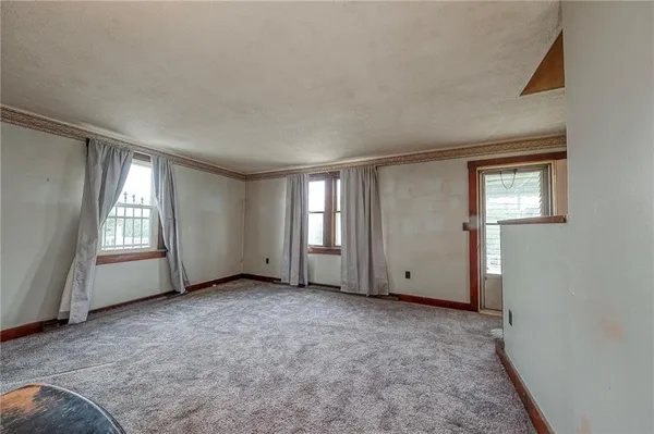 $144,895 | 1070 Maple Avenue, Washington, PA 15301