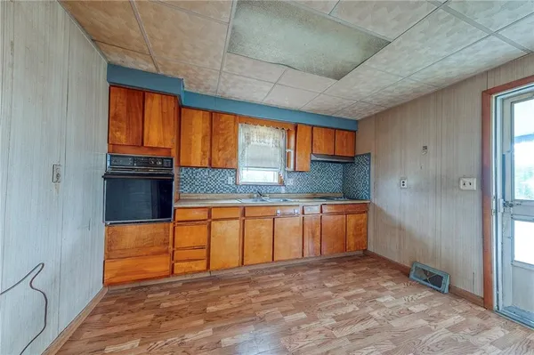 $144,895 | 1070 Maple Avenue, Washington, PA 15301