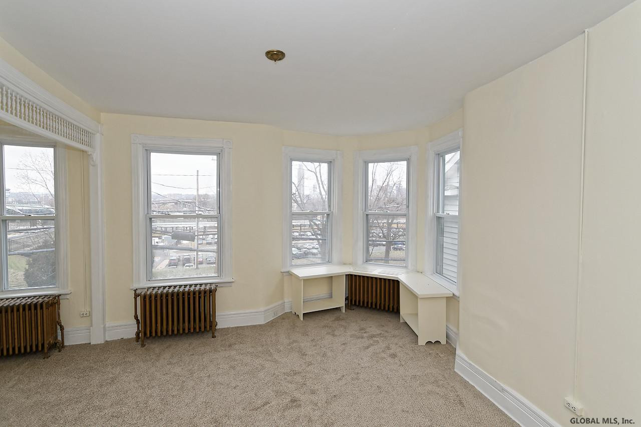 552 East Street Rensselaer, NY 12144 - Photo 17 of 32 Photo 17