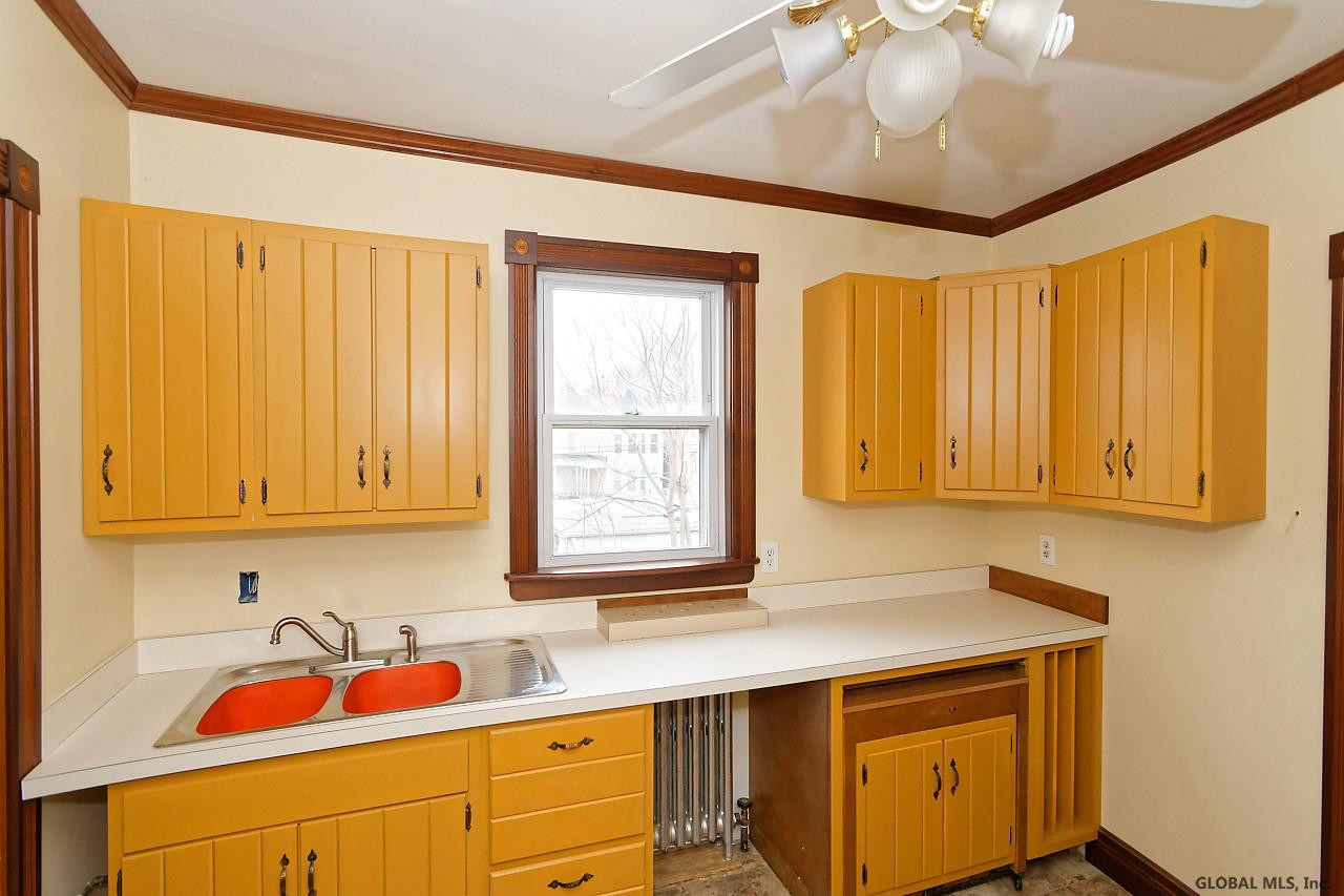 552 East Street Rensselaer, NY 12144 - Photo 27 of 32 Photo 27