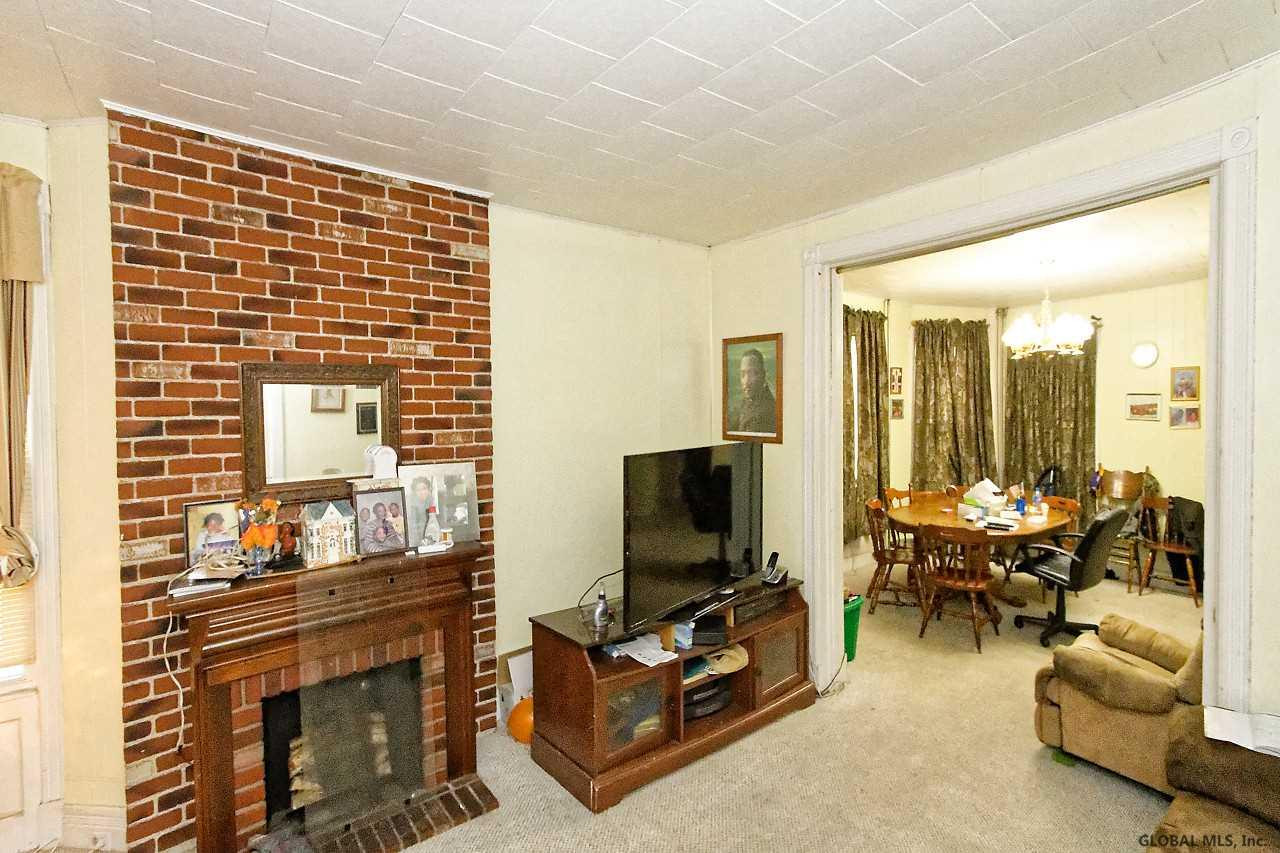 552 East Street Rensselaer, NY 12144 - Photo 4 of 32 Photo 4