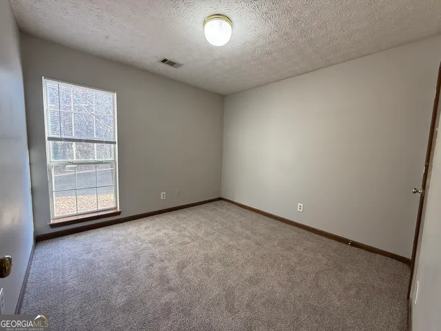 $2,100 | 235 Whirlwind Court, Atlanta, GA 30349