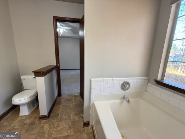 $1,900 | 235 Whirlwind Court, College Park, GA 30349