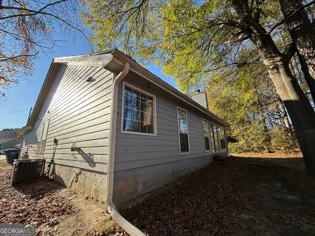 $2,100 | 235 Whirlwind Court, Atlanta, GA 30349