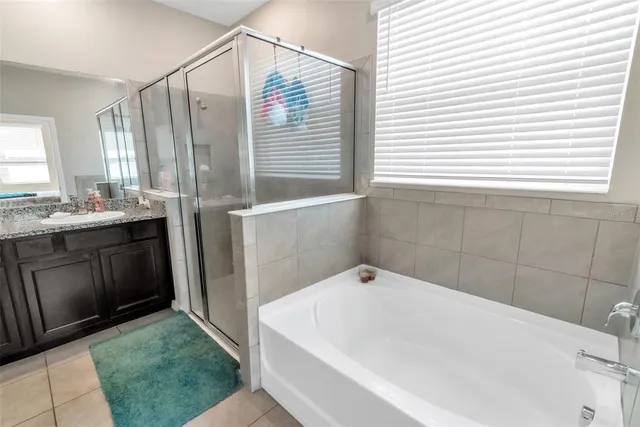 $430,000 | 528 Ocean Spray Drive, Ruskin, FL 33570