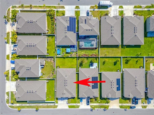 $430,000 | 528 Ocean Spray Drive, Ruskin, FL 33570