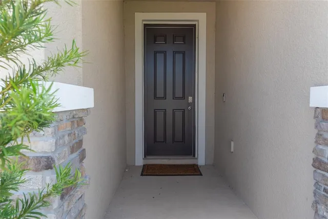 $430,000 | 528 Ocean Spray Drive, Ruskin, FL 33570