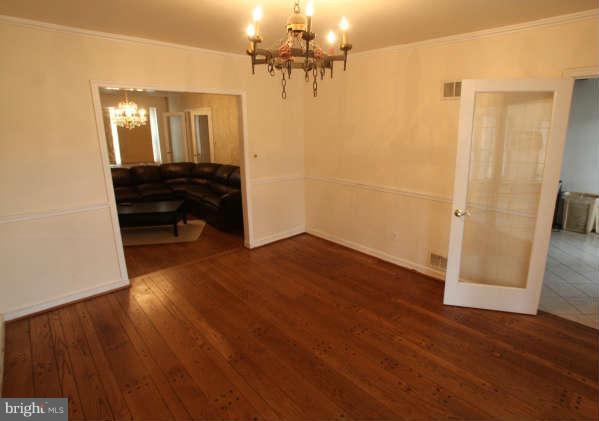 3904 Harrison Road Beltsville, MD 20705 - Photo 5 of 15 Dining Room