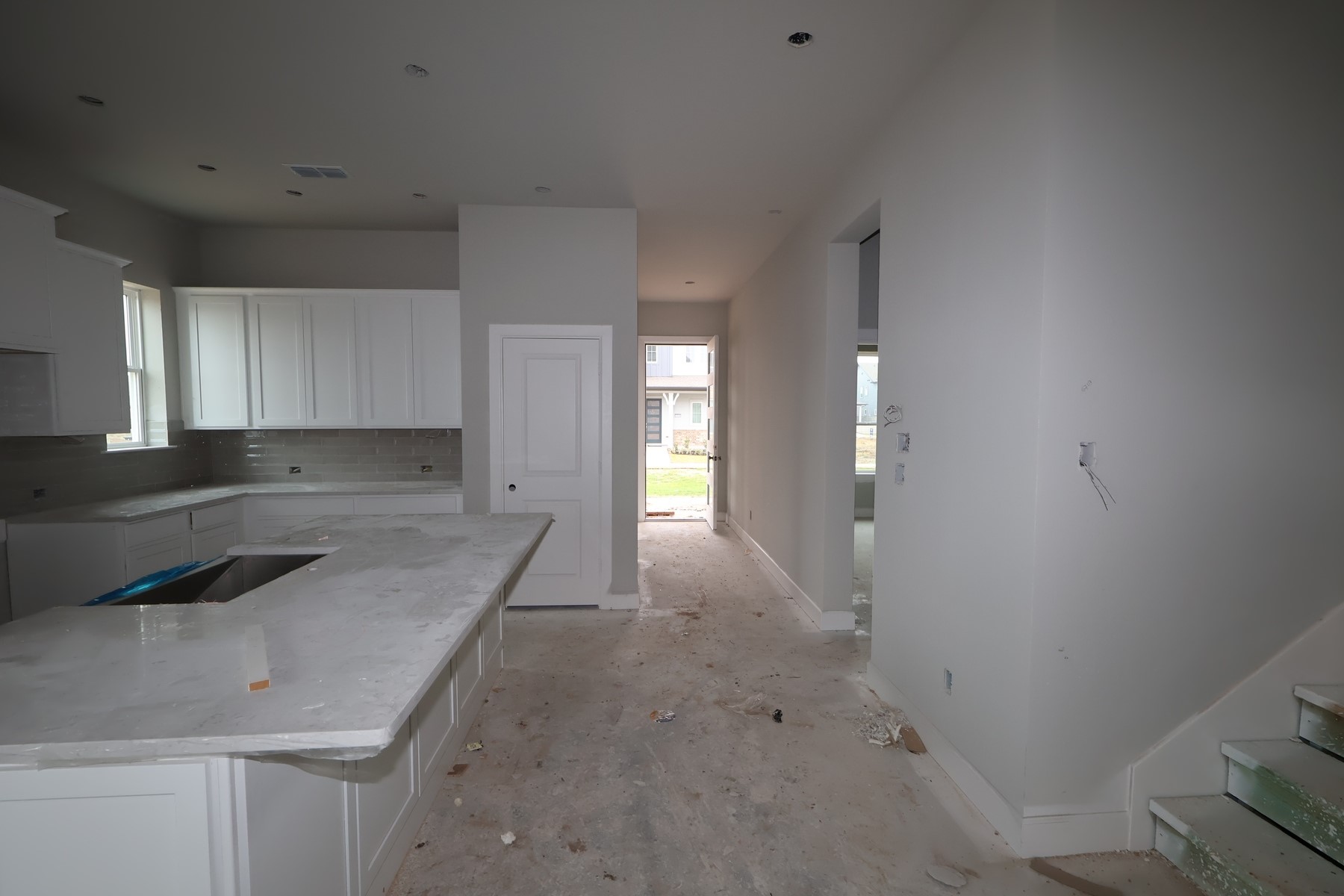 5519 Bonfire Alley Manvel, TX 77578 - Photo 5 of 21 a kitchen with a sink and cabinets