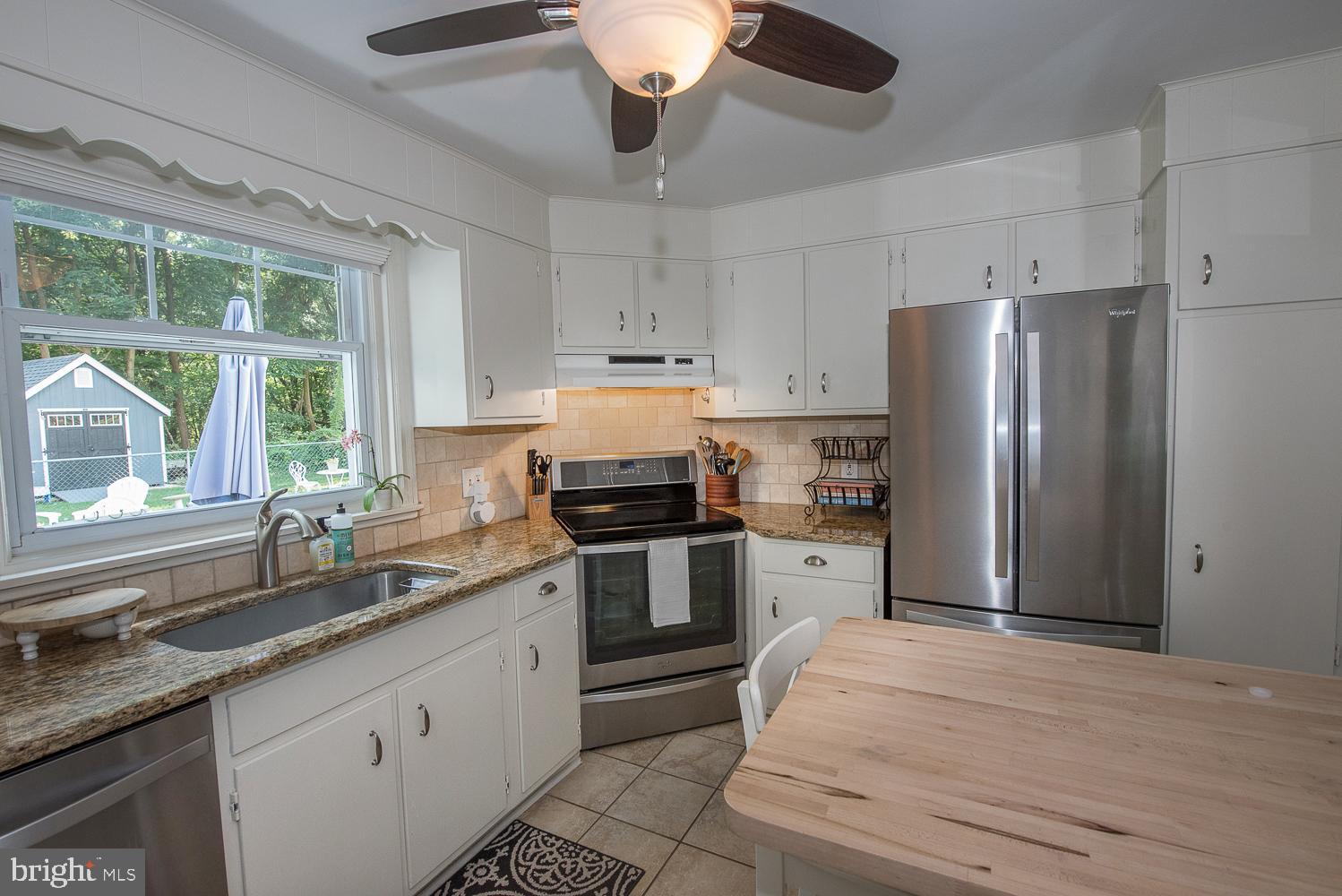 730 Pughtown Road Spring City, PA 19475 - Photo 10 of 36 Stainless Steel Appliances