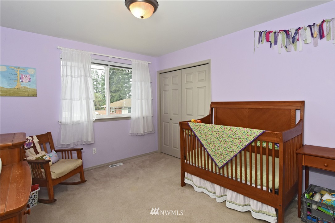 331 240th Street Southwest Bothell, WA 98021 - Photo 18 of 25
