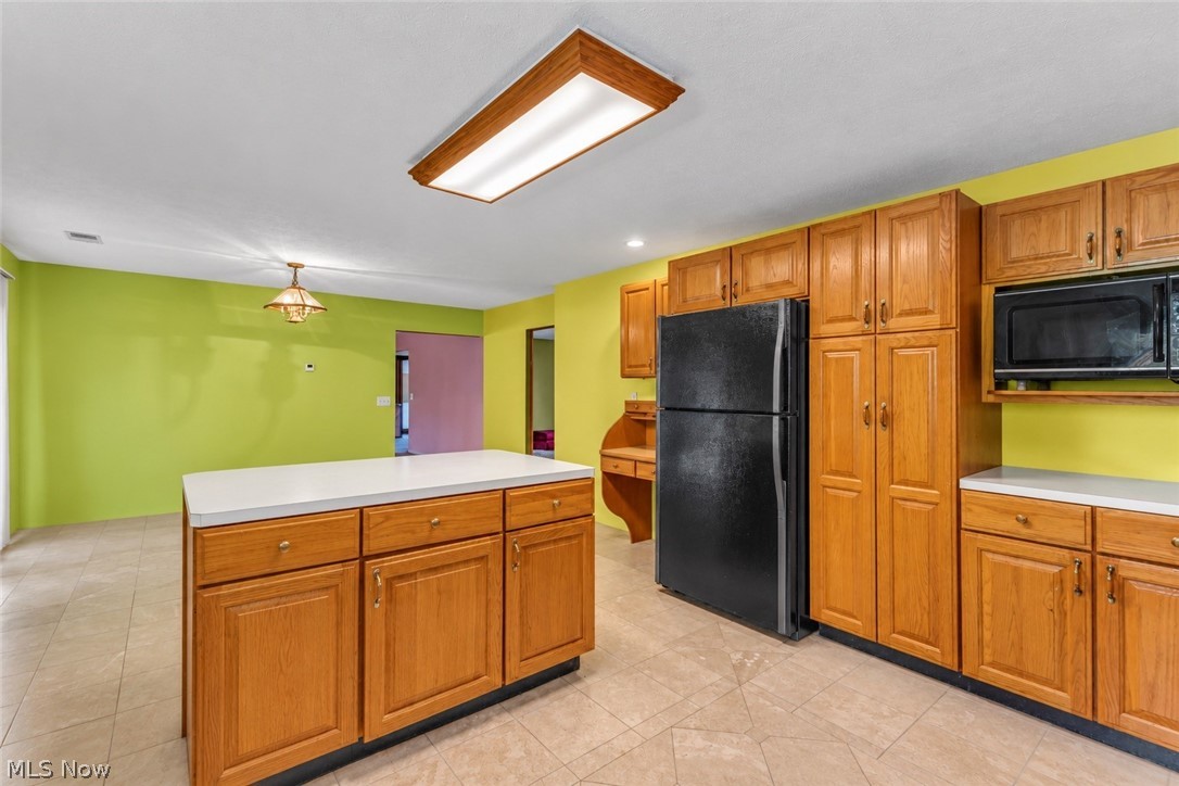 8935 Oberlin Road Elyria, OH 44035 - Photo 9 of 19 Gallery Image 9