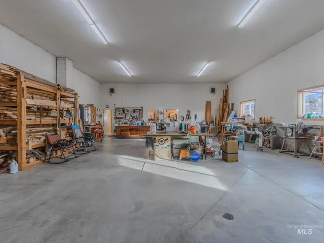 $1,100,000 | 202 Fish Hatchery Road, Grangeville, ID 83530